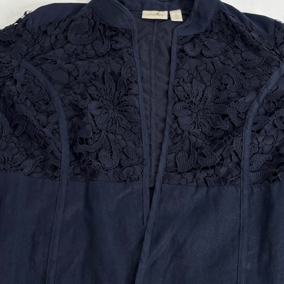 Chico's Navy Blue Linen Jacket Lace Detail size 2/large - Picture 3 of 7